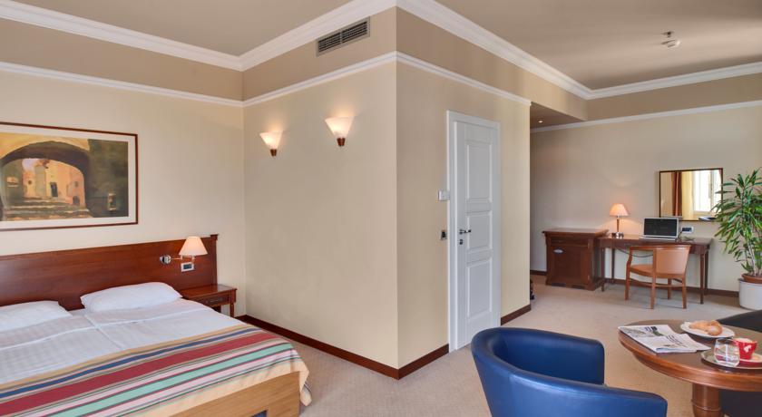 Bristol Hotel — Опатія, Хорватія мініатюра 45