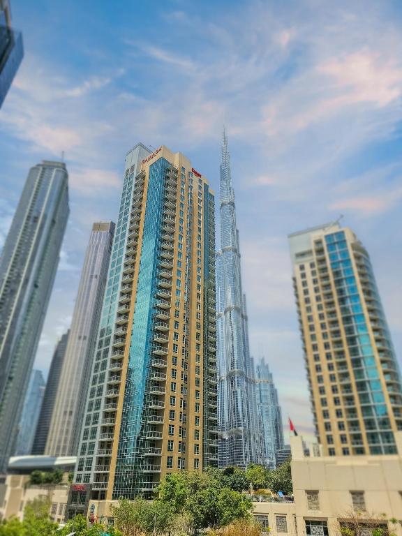 Ramada Downtown Burj Dubai — Дубаї, Об'єднані Арабські Емірати мініатюра 141