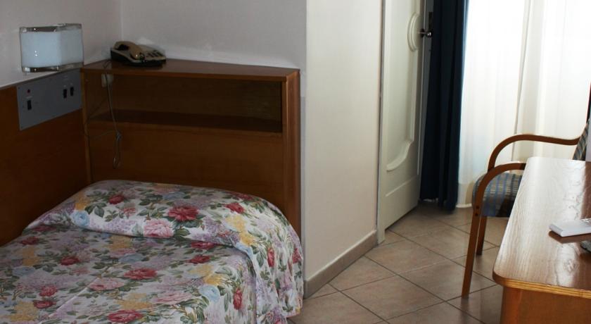 Bajamar Hotel Formia — Рівʼєра ді Улісс, Італія мініатюра 23