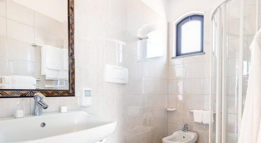 Bajamar Hotel Formia — Рівʼєра ді Улісс, Італія мініатюра 27