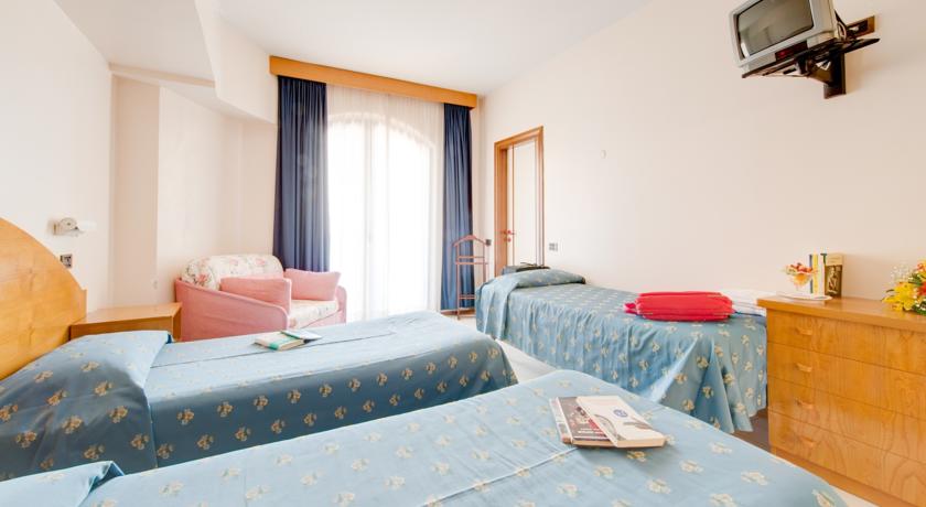 Bajamar Hotel Formia — Рівʼєра ді Улісс, Італія мініатюра 29