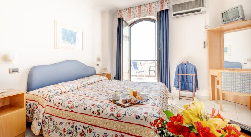 Bajamar Hotel Formia — Рівʼєра ді Улісс, Італія мініатюра 32