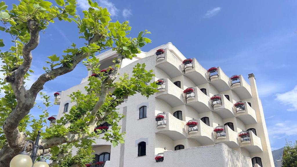 Bajamar Hotel Formia — Рівʼєра ді Улісс, Італія мініатюра 47