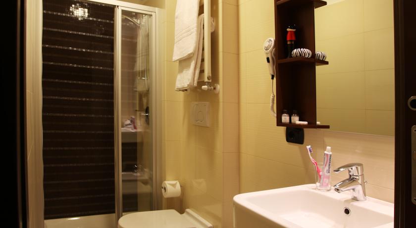 Des Etrangers Hotel — Мілан, Італія мініатюра 118