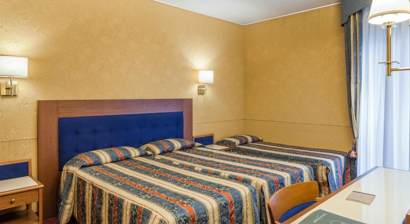 Des Etrangers Hotel — Мілан, Італія мініатюра 120
