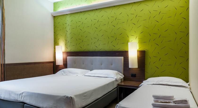 Des Etrangers Hotel — Мілан, Італія мініатюра 121