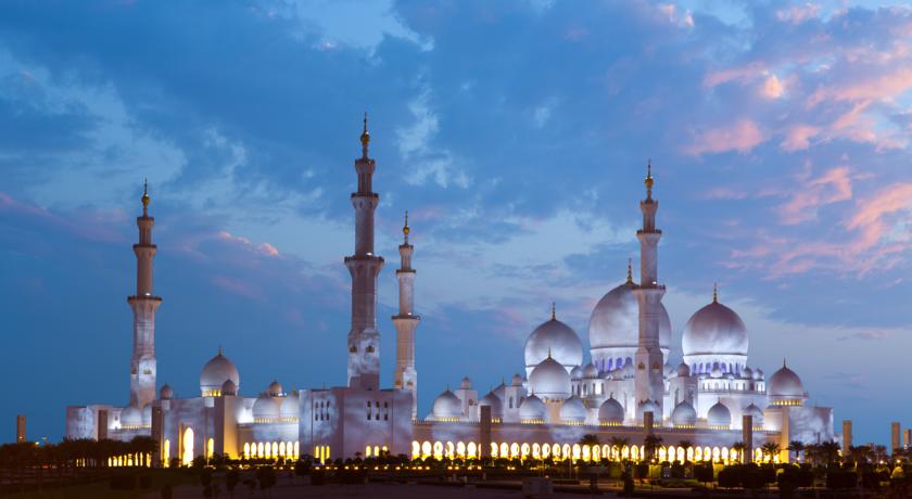 The Ritz-Carlton Grand Canal Abu Dhabi — Абу Дабі, Об'єднані Арабські Емірати мініатюра 16
