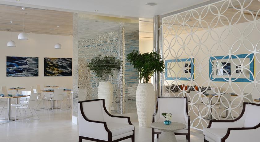 The Ritz-Carlton Grand Canal Abu Dhabi — Абу Дабі, Об'єднані Арабські Емірати мініатюра 24