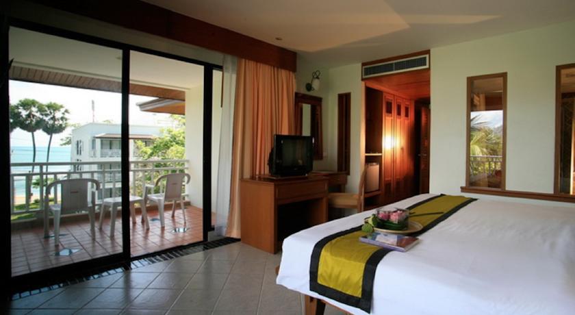 Sunset Beach Resort, о. Пхукет, Таїланд мініатюра 36