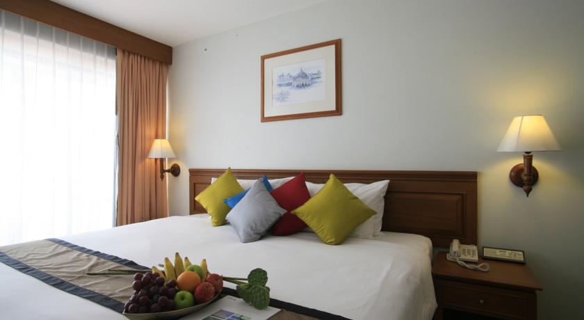 Sunset Beach Resort, о. Пхукет, Таїланд мініатюра 38