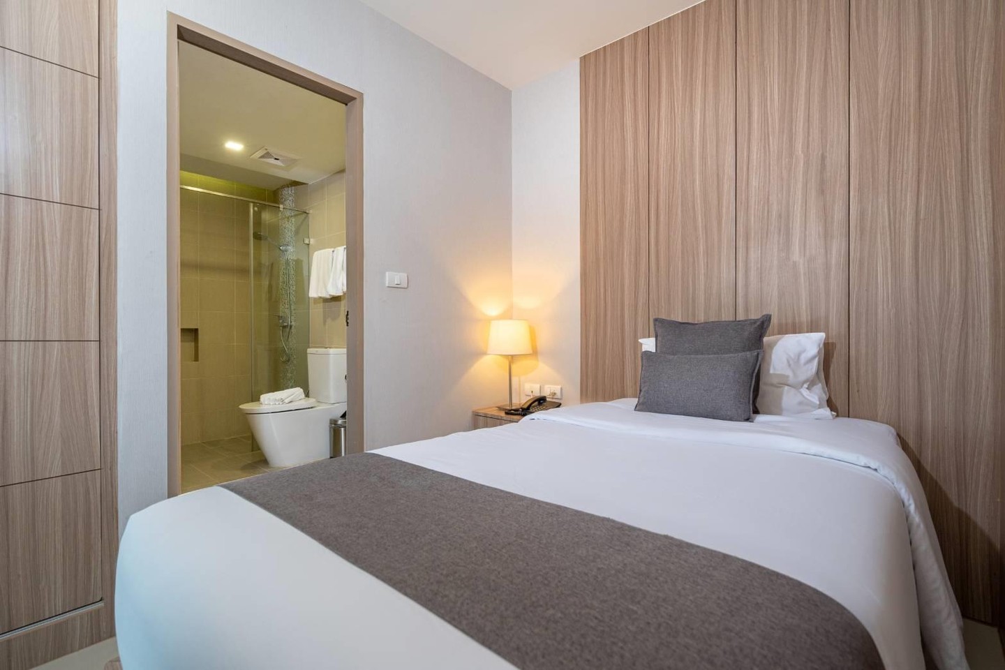 Patong Bay Resotel — о. Пхукет, Таїланд мініатюра 13