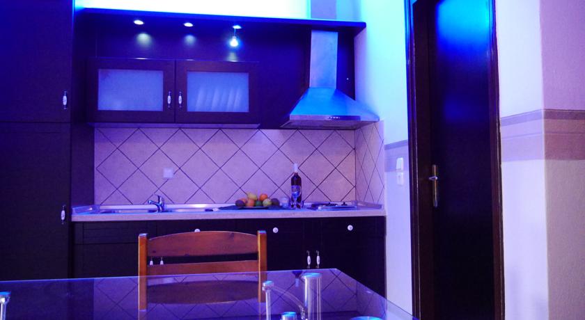 Blue Sky Apartments — о. Тасос, Греція мініатюра 11