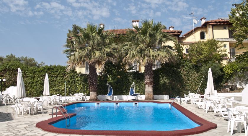 Theo Bungalows — Халкідікі, Греція мініатюра 23