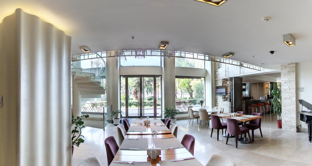 Ramada Istanbul Grand Bazaar — Стамбул, Туреччина мініатюра 15