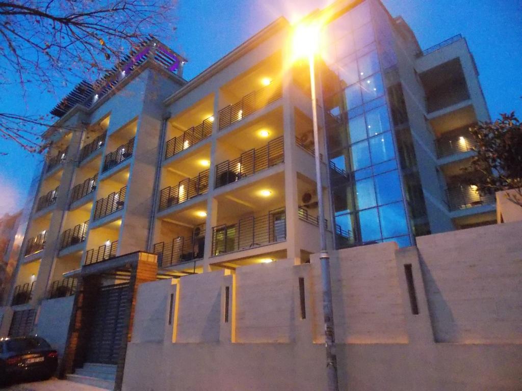 Grand Palazzo Villa — Будванськая Рівʼєра, Чорногорія мініатюра 40