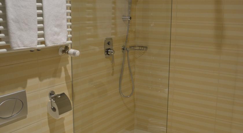 Mirage Medic Hotel — Будапешт, Угорщина мініатюра 11