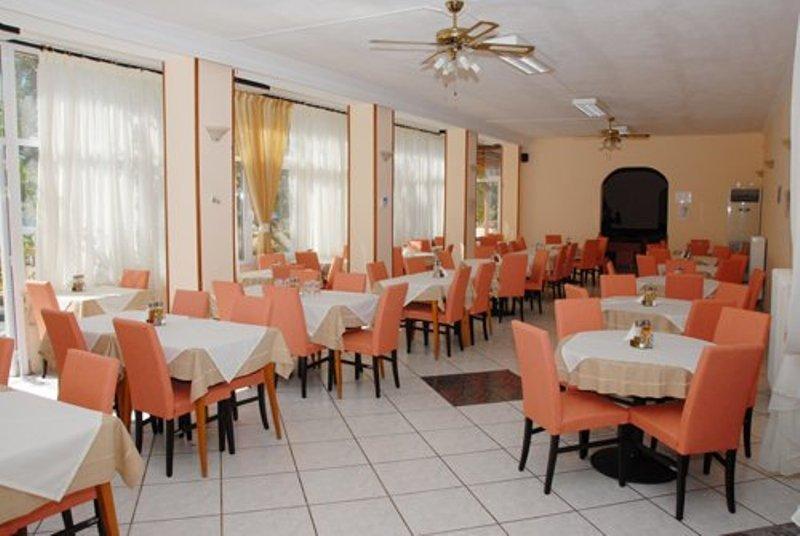 Aphrodite Hotel Loutra — Халкідікі, Греція мініатюра 16