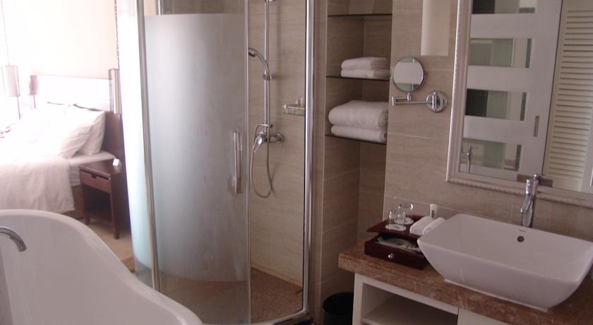Holiday Inn Resort Sanya Bay — о. Хайнань, Китай мініатюра 10
