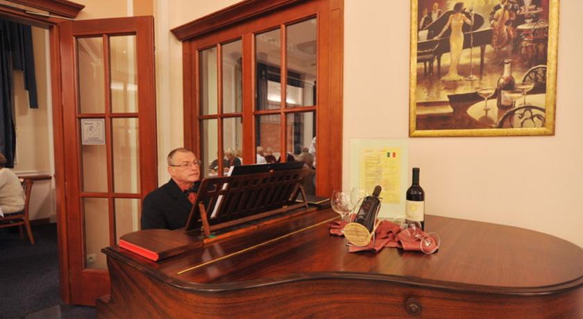 Olympia Spa Hotel — Маріанські Лазнe, Чехія мініатюра 21