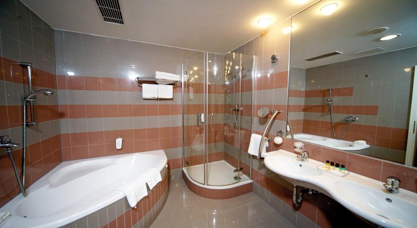 Orea Spa Hotel Cristal — Маріанські Лазнe, Чехія мініатюра 35