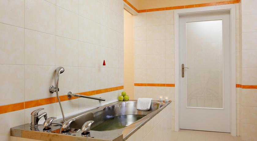 Ensana Svoboda Health Spa Hotel — Маріанські Лазнe, Чехія мініатюра 23