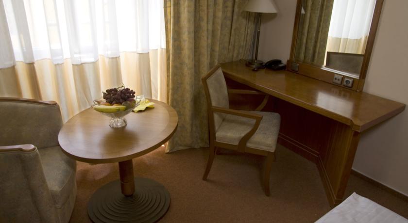 Dr. Adler Spa Hotel — Франтішкови Лазні, Чехія мініатюра 27