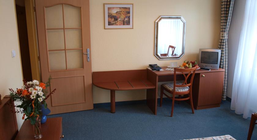 EA Hotel Mozart — Карлові Вари, Чехія мініатюра 26