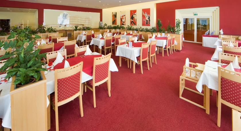 Sanssouci Spa Resort — Карлові Вари, Чехія мініатюра 20