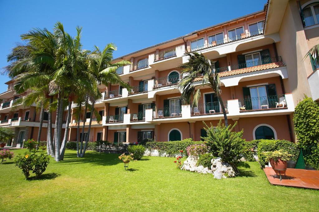 Caparena Hotel — Таорміна, Італія мініатюра 74