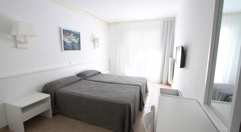 Garbi Park Hotel — Ллорет-де-Мар, Іспанія мініатюра 14