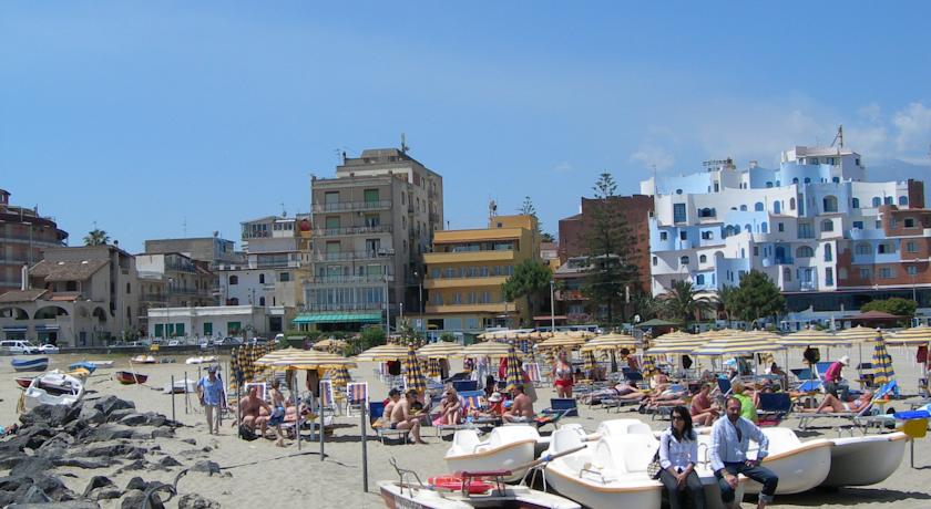 Sabbie D'Oro Giardini Naxos — о. Сицилія, Італія мініатюра 6