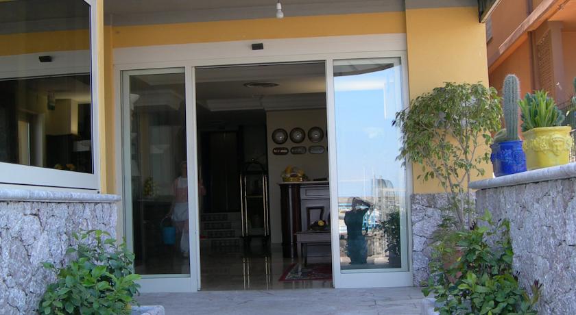 Sabbie D'Oro Giardini Naxos — о. Сицилія, Італія мініатюра 12