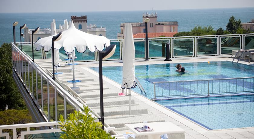 Colombo Hotel — о. Вентотене, Італія мініатюра 15