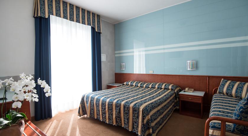 Colombo Hotel — о. Вентотене, Італія мініатюра 42