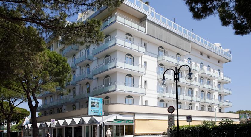 Colombo Hotel — о. Вентотене, Італія мініатюра 43