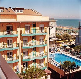 Kennedy Hotel — о. Вентотене, Італія мініатюра 15