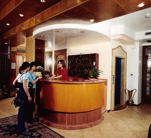 Kennedy Hotel — о. Вентотене, Італія мініатюра 23