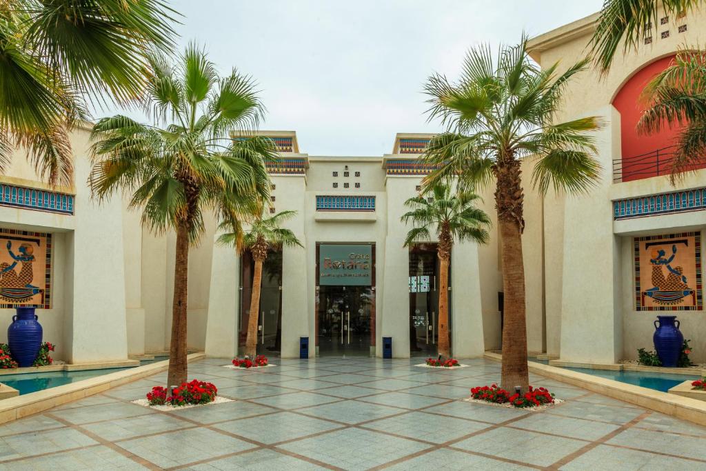 Grand Rotana Resort & Spa — Шаркс Бей, Єгипет мініатюра 47