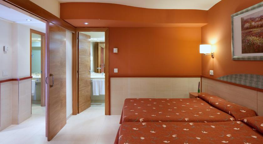 HTop Calella Palace Family & Spa — Коста Барселона, Іспанія мініатюра 19