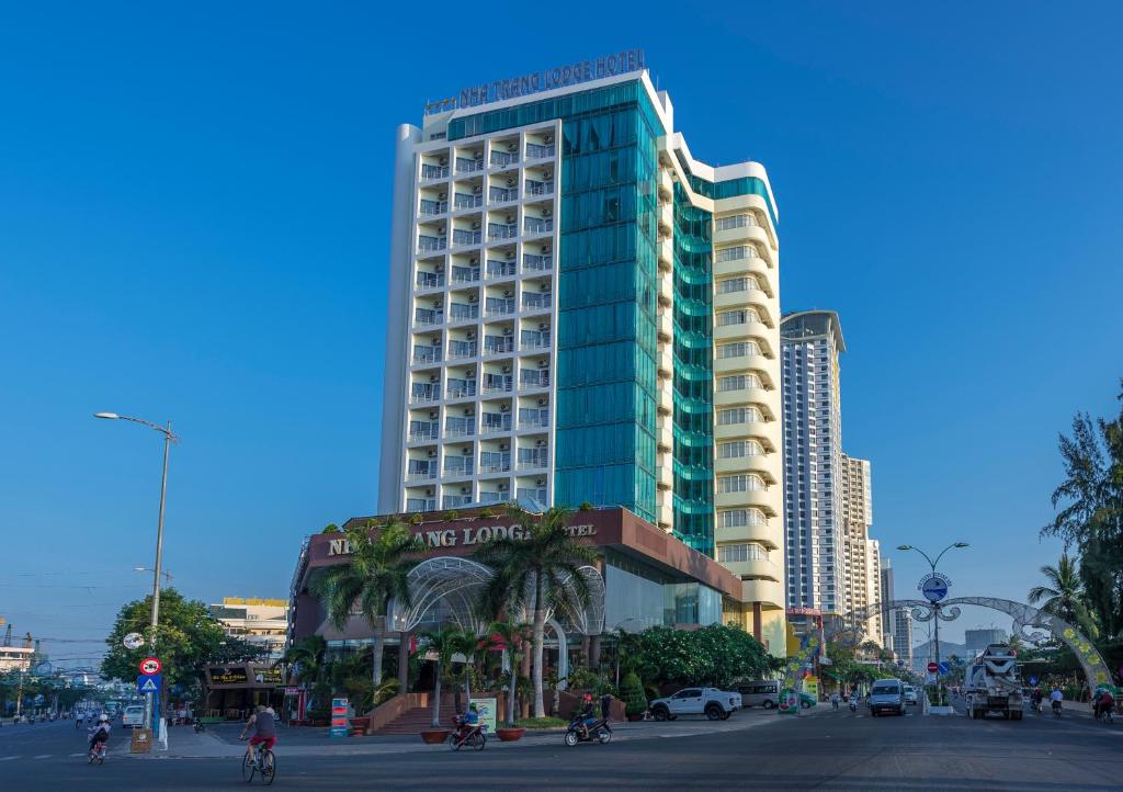 Nha Trang Lodge — Нячанг, В'єтнам мініатюра 30