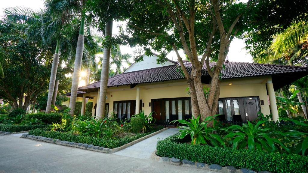 Diamond Bay Resort, Нячанг, В'єтнам мініатюра 47