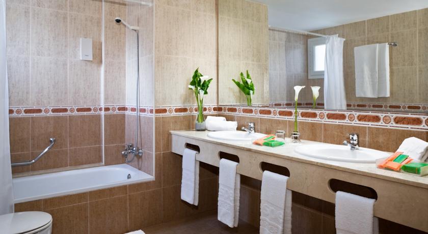 H10 Casa del Mar Santa Ponsa — Кальвія, Іспанія мініатюра 12