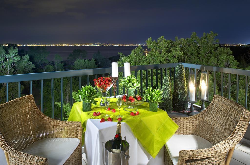 Sun Beach Agia Triada — Агия-Тріада, Греція мініатюра 12