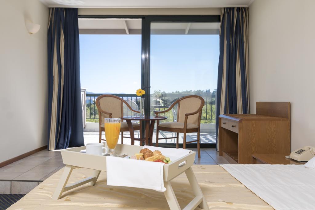 Sun Beach Agia Triada — Агия-Тріада, Греція мініатюра 15