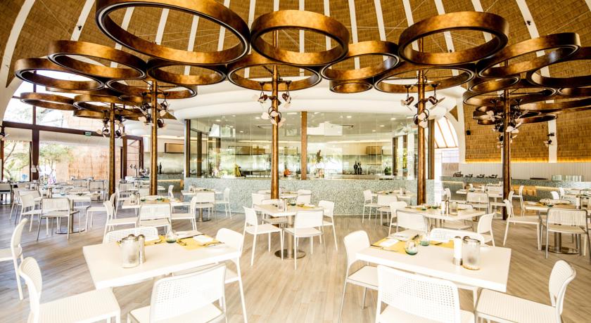Holiday Inn Resort Kandooma — Південний Мале Атол, Мальдіви мініатюра 32
