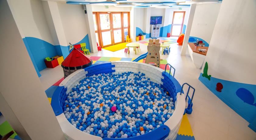Holiday Inn Resort Kandooma — Південний Мале Атол, Мальдіви мініатюра 42