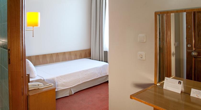 Ilkay Hotel — Стамбул, Туреччина мініатюра 9