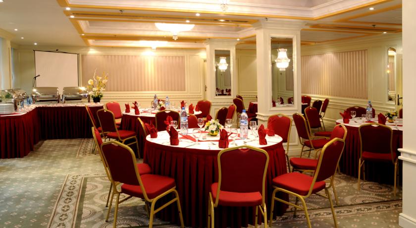 Admiral Plaza Hotel — Дубаї, Об'єднані Арабські Емірати мініатюра 12