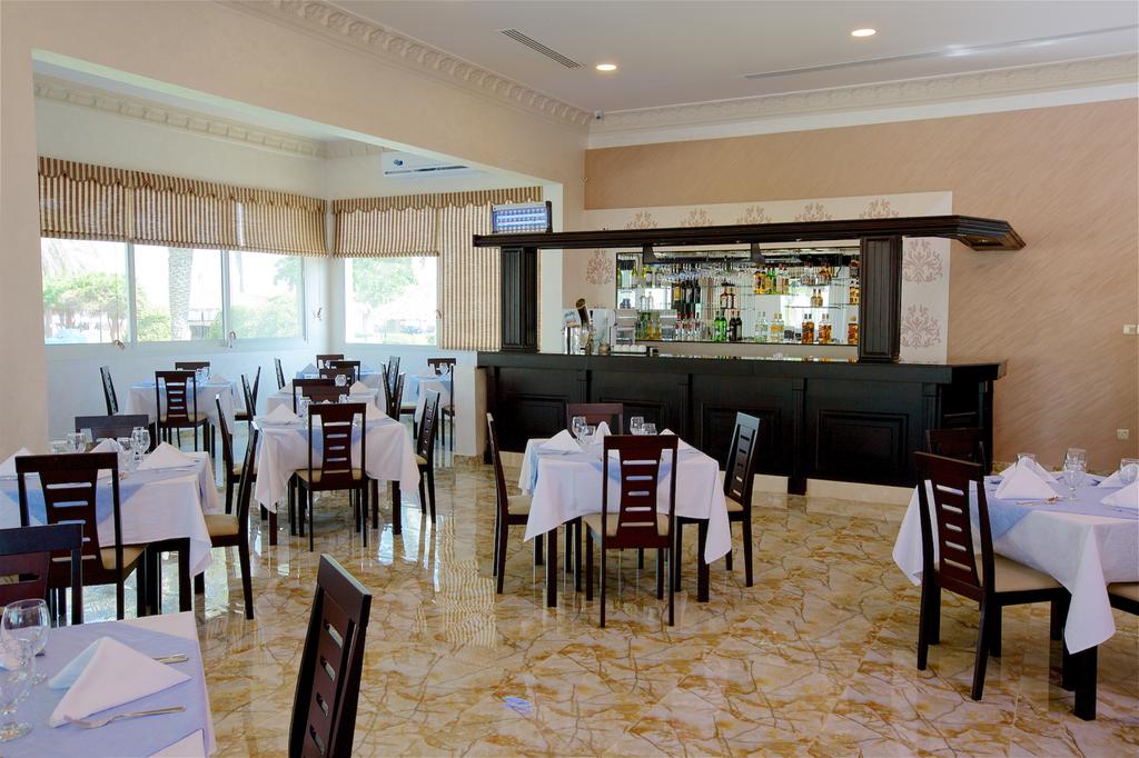 Flamingo Beach Resort — Умм Аль Кувейн, Об'єднані Арабські Емірати мініатюра 23