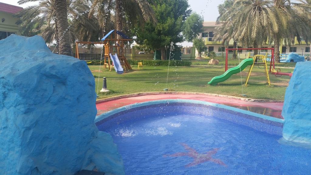 Flamingo Beach Resort — Умм Аль Кувейн, Об'єднані Арабські Емірати мініатюра 41